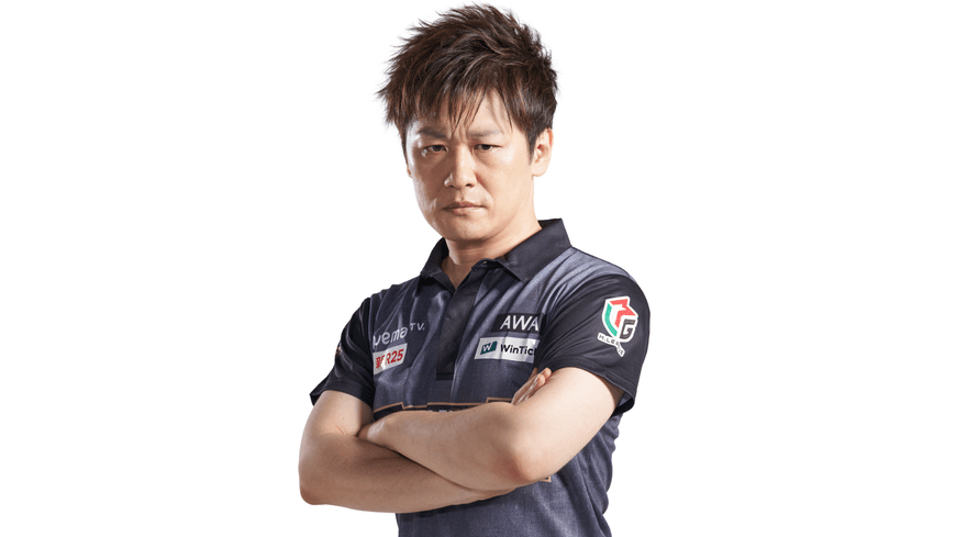 　  
多井隆晴 
  
年齢：48歳　出身地：東京都　プロ歴：26年　主な獲得タイトル：麻雀日本シリーズ2015、2016、第31期王位、第1回、第9回日本オープン